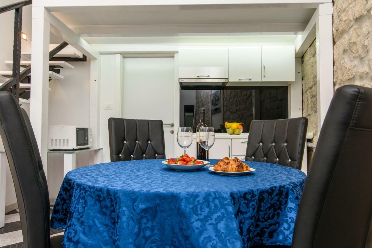 Studio Apartman Rea Trogir Exterior photo