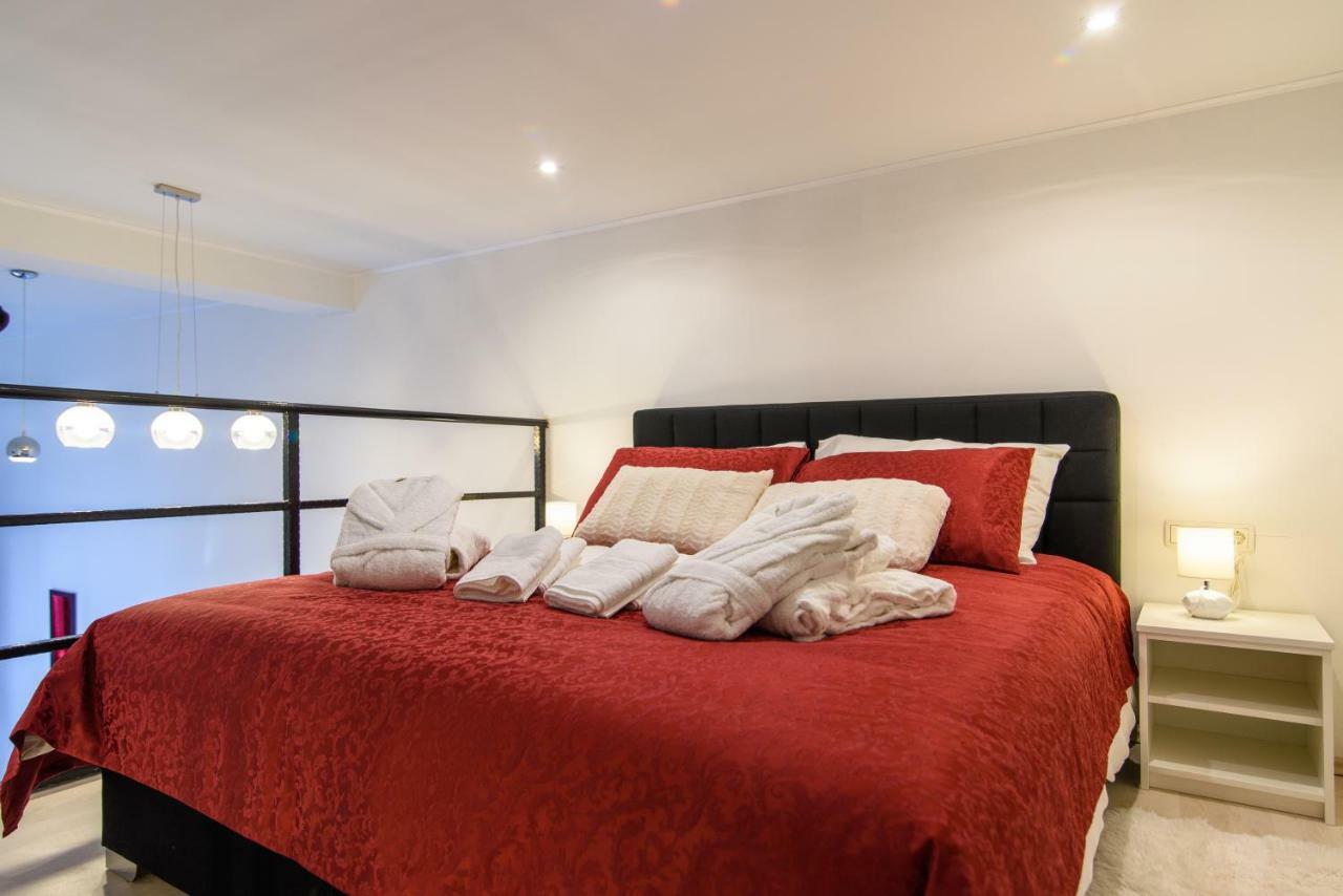 Studio Apartman Rea Trogir Exterior photo